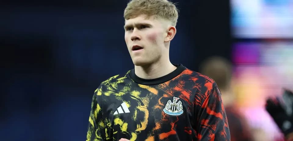 Вратарь Newcastle United в тренировочной форме