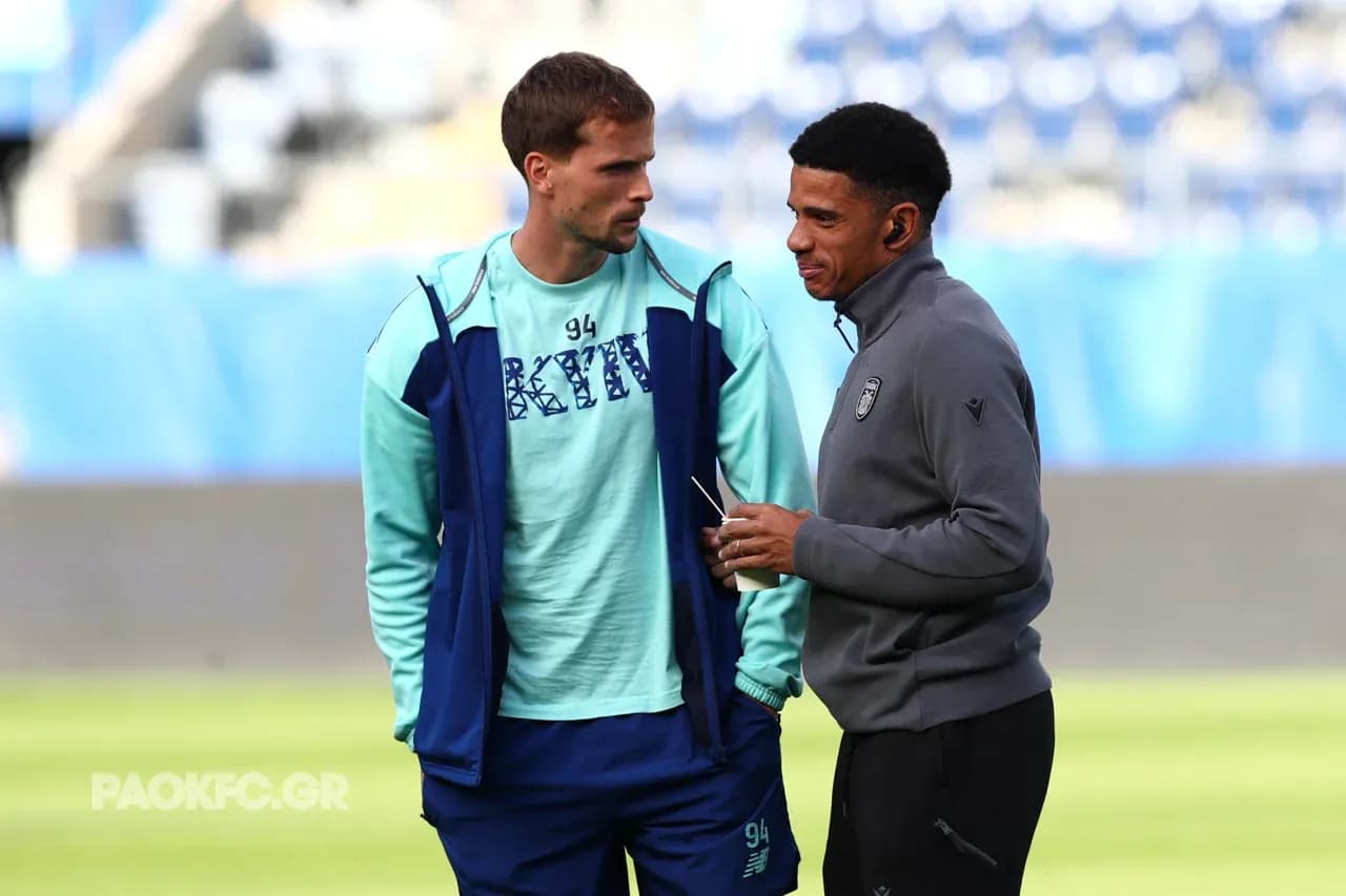 Игроки PAOK и Динамо Киев на тренировке