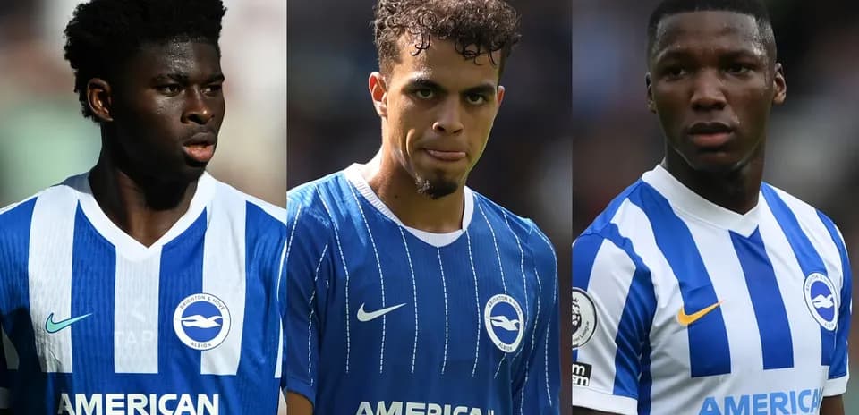 Трое игроков Brighton & Hove Albion в форме клуба
