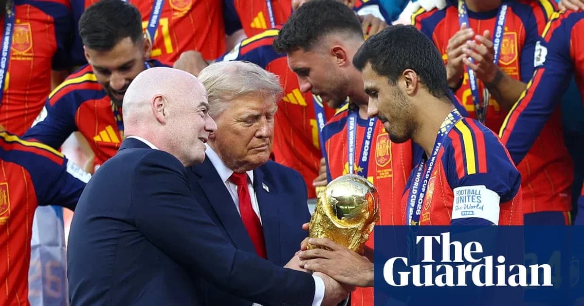 Торжественная церемония вручения Кубка мира Испании
