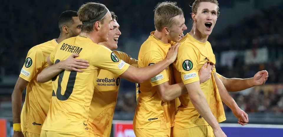 Игроки Bodo/Glimt празднуют гол