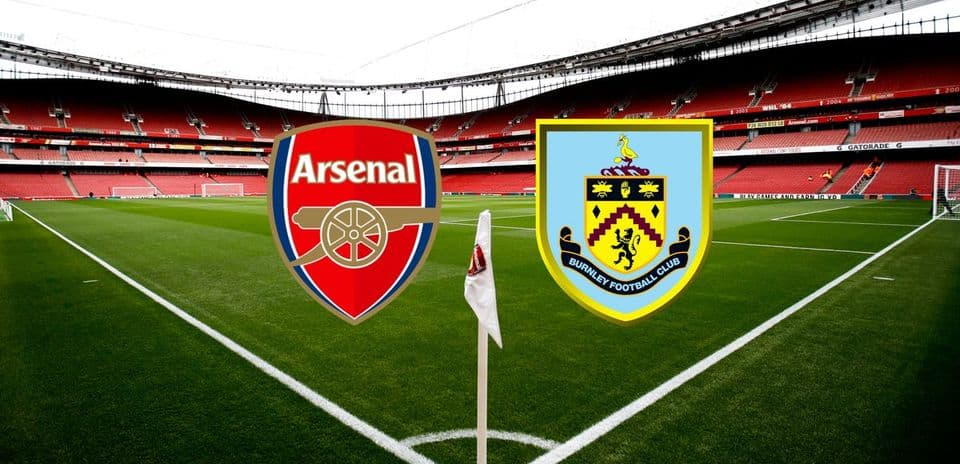 Логотипы Arsenal и Burnley на стадионе