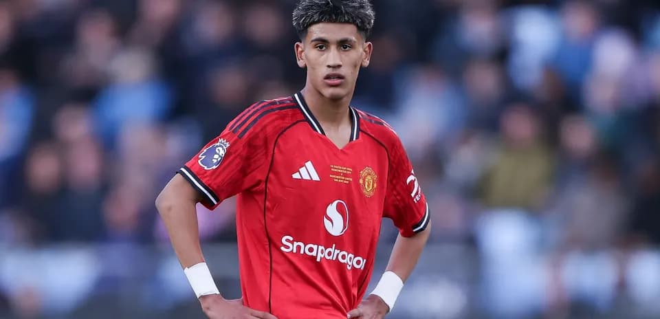 Игрок Manchester United на поле во время матча