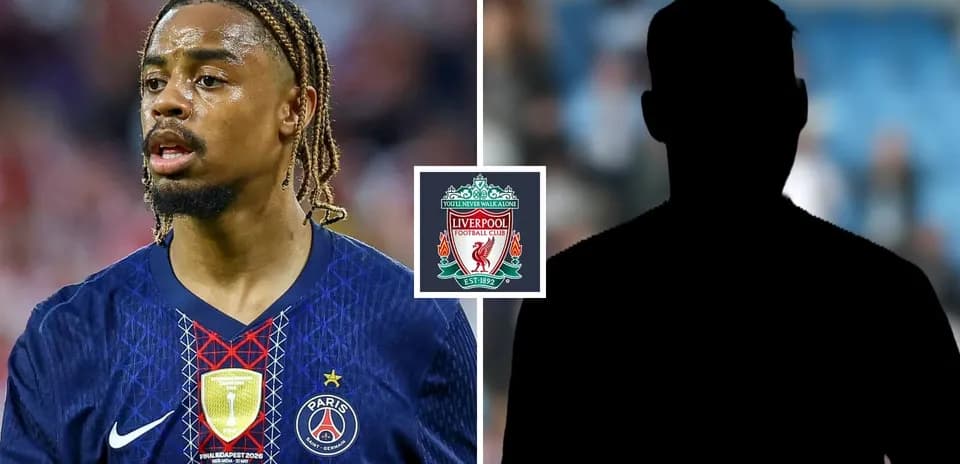 Игрок PSG на фоне логотипа Liverpool и силуэта