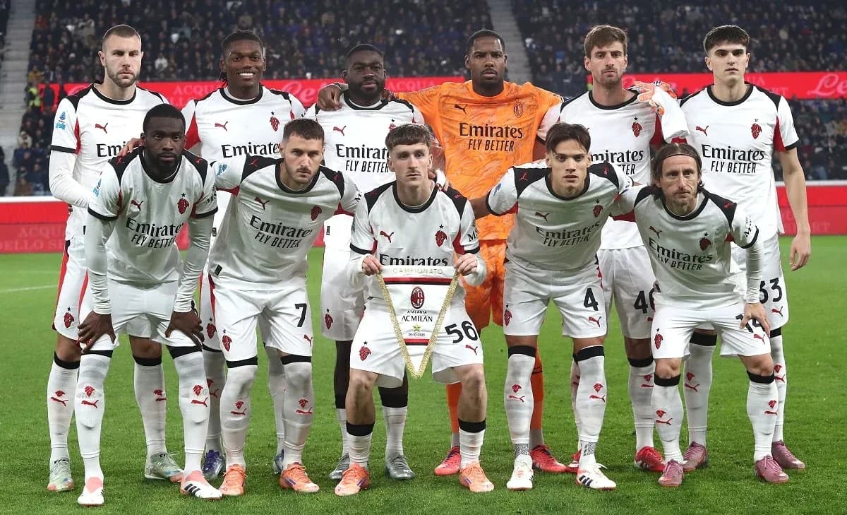 Команда AC Milan перед матчем