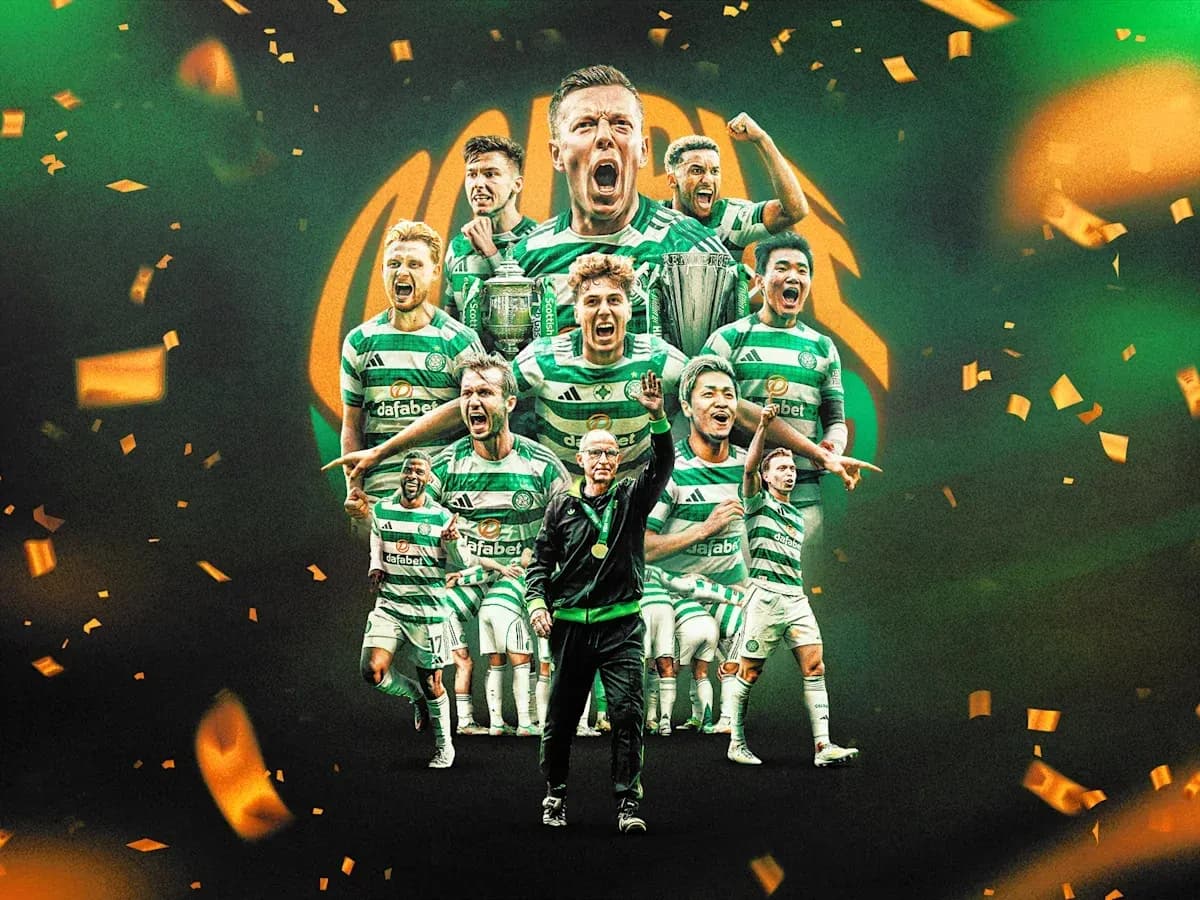 Игроки Celtic позируют с трофеем на фоне конфетти