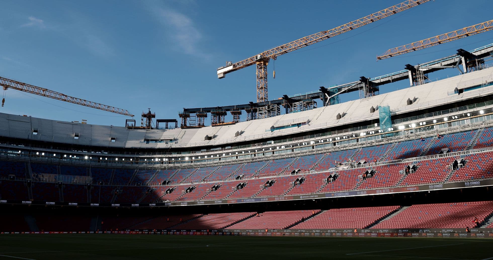 Почему «Барселона» снова покинет «Камп Ноу» в следующем сезоне после одобрения финансирования в €510 млн