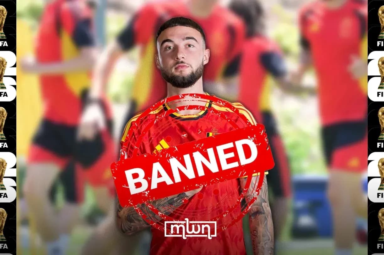 Игрок в тренировочной форме с надписью 'BANNED' Игрок в тренировочной форме с надписью 'BANNED'